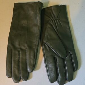 Women's Olive Green  Leather Gloves